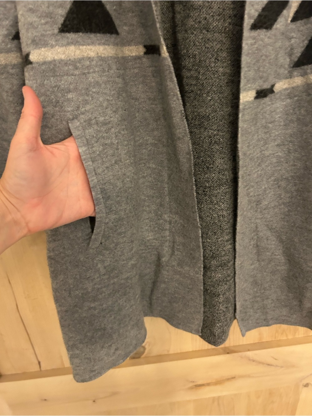 Toad & Co Merino Wool Heartfelt Hoodie open front sweater, size Medium. - Picture 5 of 7